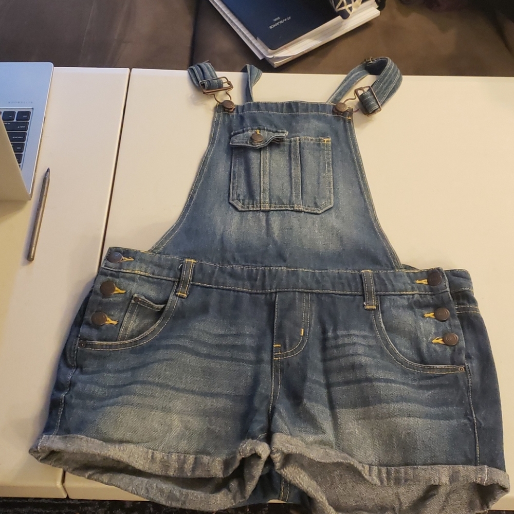 Vintage LEI overall shorts